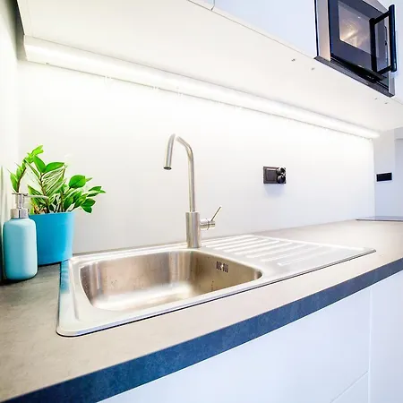 Apartments Madelaine Warsaw By Noclegi Renters Exterior photo