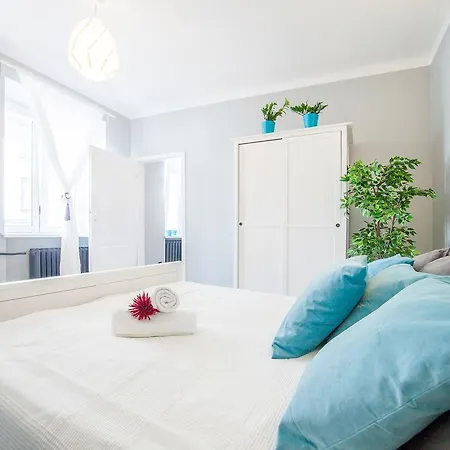 Apartments Madelaine Warsaw By Noclegi Renters Exterior photo