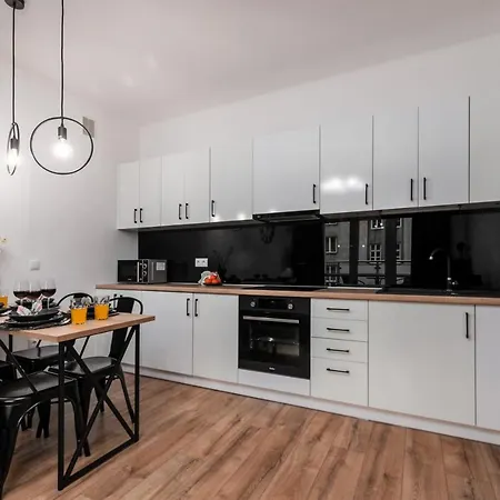 Apartments Madelaine Warsaw By Noclegi Renters Exterior photo