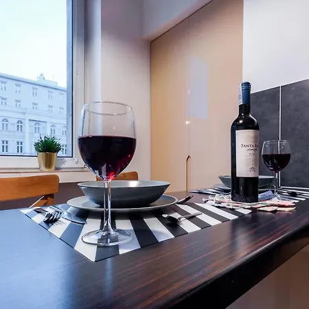 Apartments Madelaine Warsaw By Noclegi Renters Exterior photo
